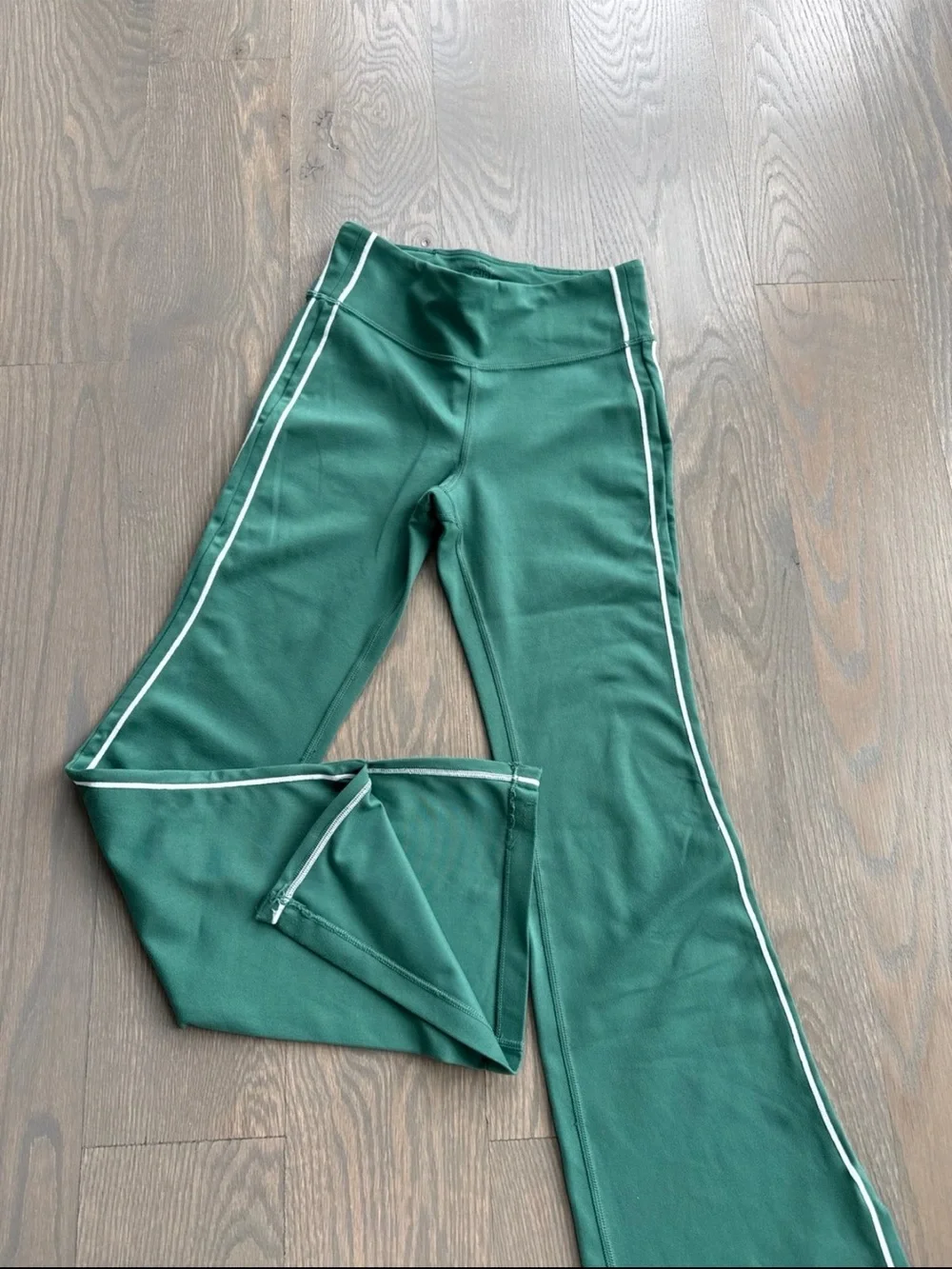 Athleta Girl Green Track Pants with White Stripe size 8-10